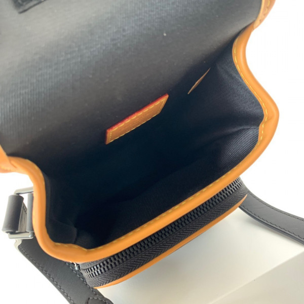 l**is V*t*n nano amazone messenger