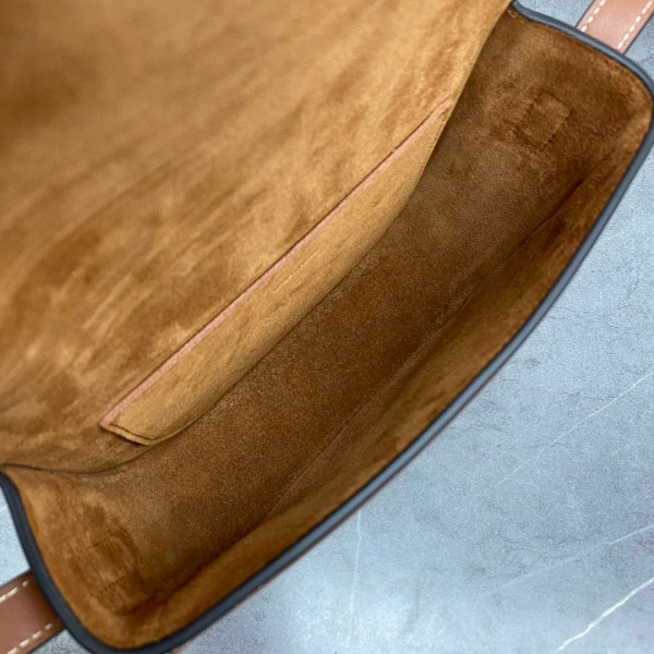 Ce**e folco cuir triomphe