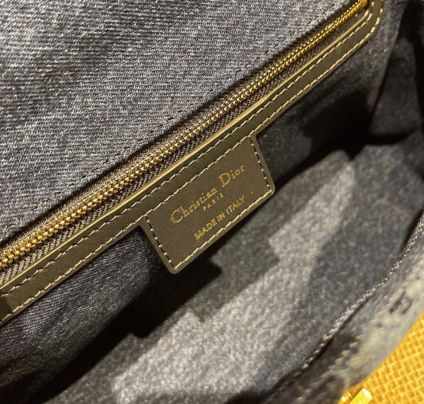 D*or 30 montaigne bag