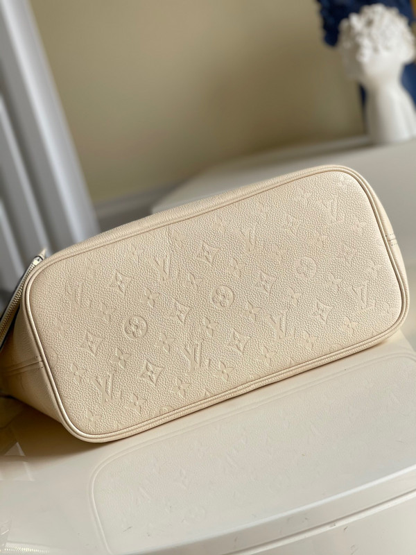 l**is V*t*n neverfull mm