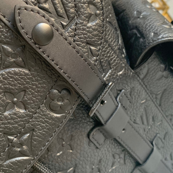 l**is V*t*n christopher pm