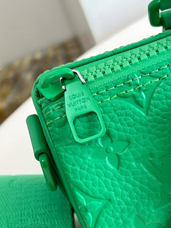 l**is V*t*n keepall bandouliÈre 25