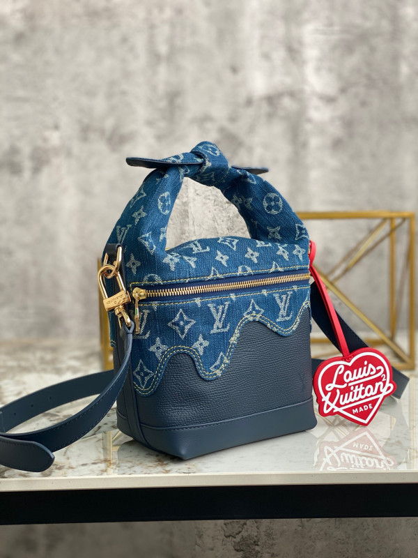 l**is V*t*n japanese cruiser