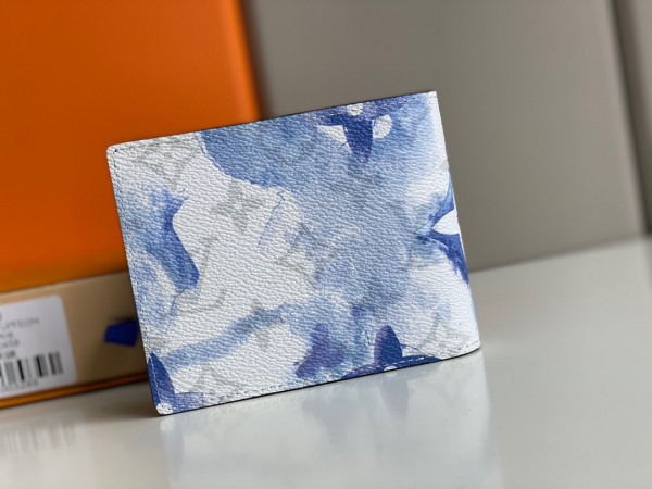 l**is V*t*n multiple wallet