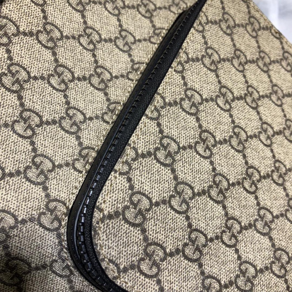 G*u*i eden small backpack