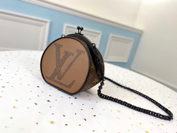 l**is V*t*n boursicot bc