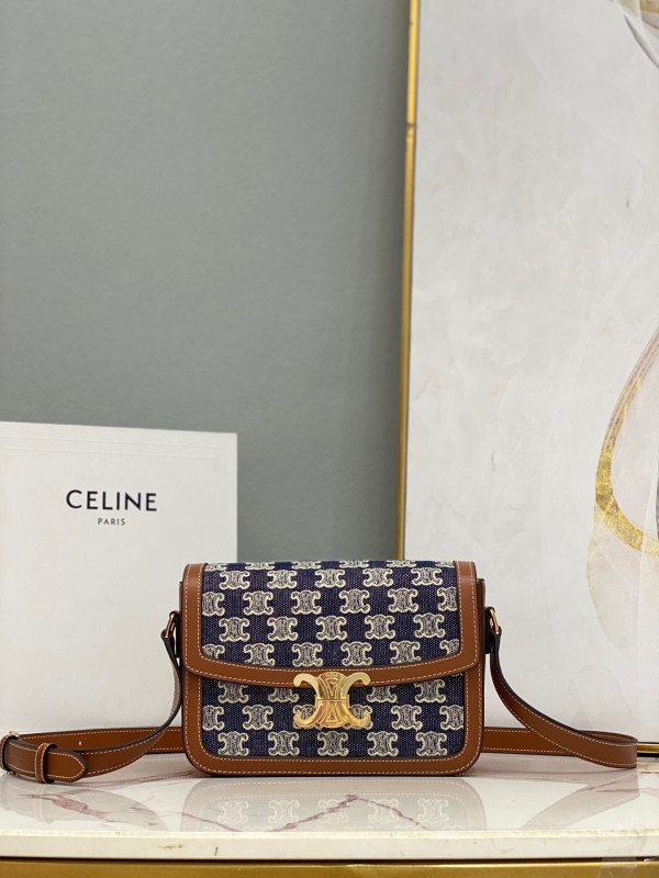 Ce**e medium triomphe bag