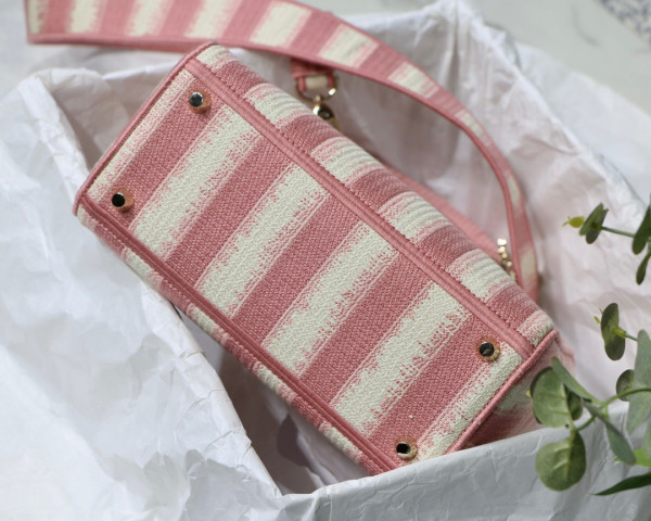 D*or medium lady d-lite bag