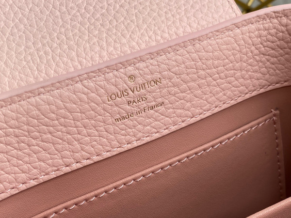 l**is V*t*n capucines mini