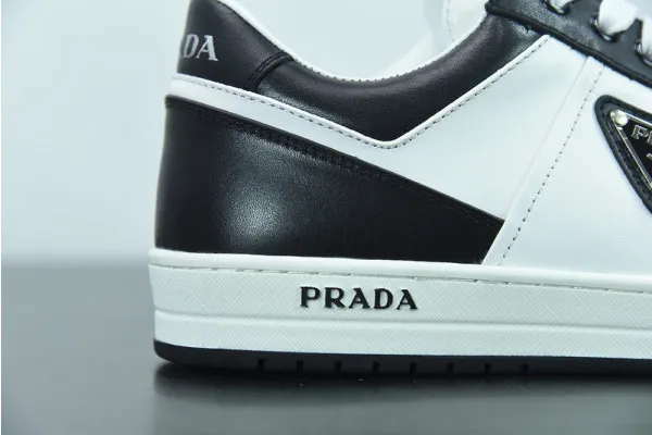 Pra*a sneakers