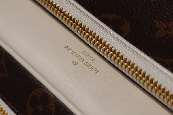 l**is V*t*n lvxnba nil messenger