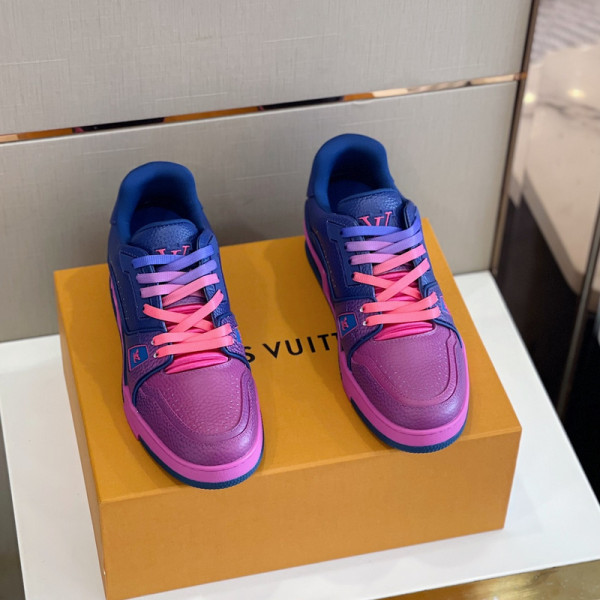 l**is V*t*n trainer sneaker