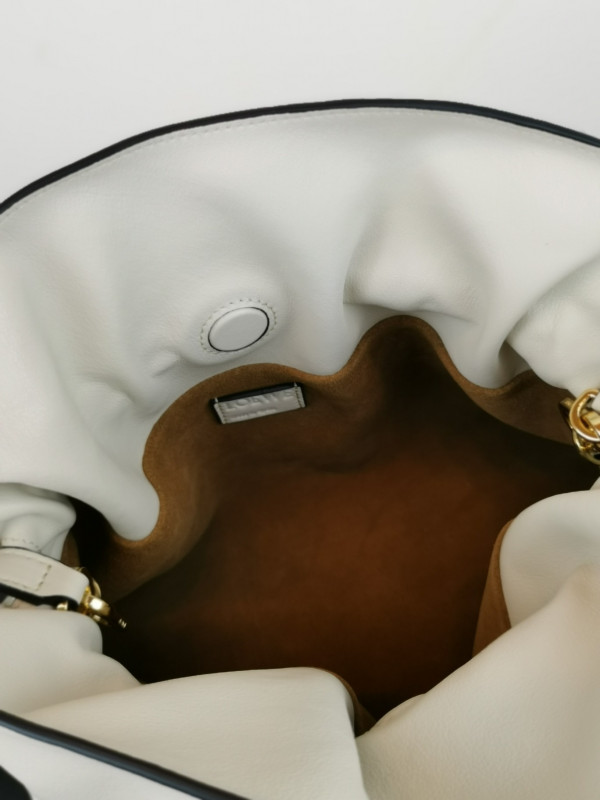 LOEWE Flamenco clutch