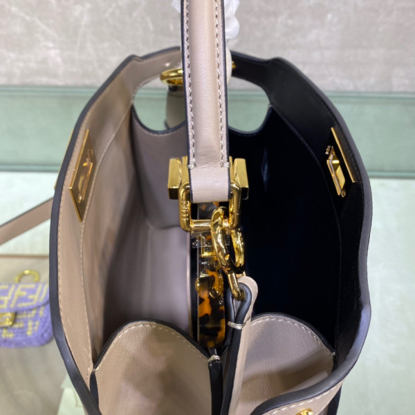 F**di peekaboo iseeu small-27x21x11cm