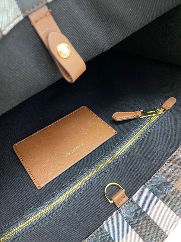 B**rry medium freya tote