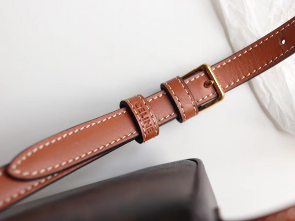 Ce**e triomphe shoulder bag