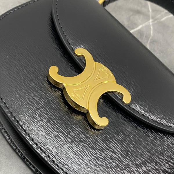 Ce**e mini besace triomphe