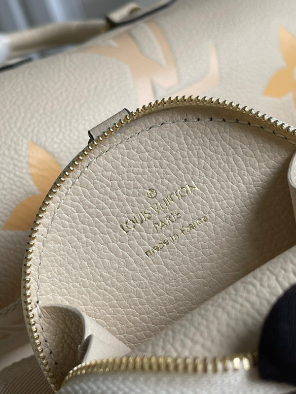 l**is V*t*n papillon bb