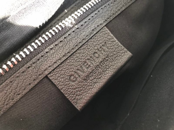 GIVENCHY ANTIGONA MINI/SMALL/MEDIUM IN GRAINED LEATHER