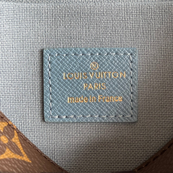 l**is V*t*n fÉlicie pochette