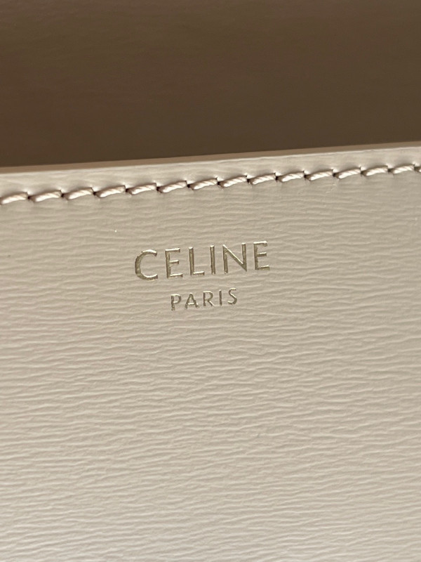 Ce**e triomphe shoulder bag