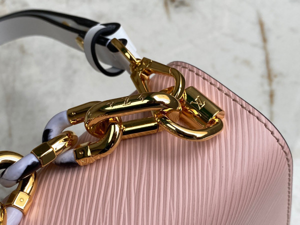 l**is V*t*n twist pm