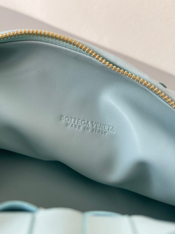 Bo*te*ga ve*ne*ta teen jodie