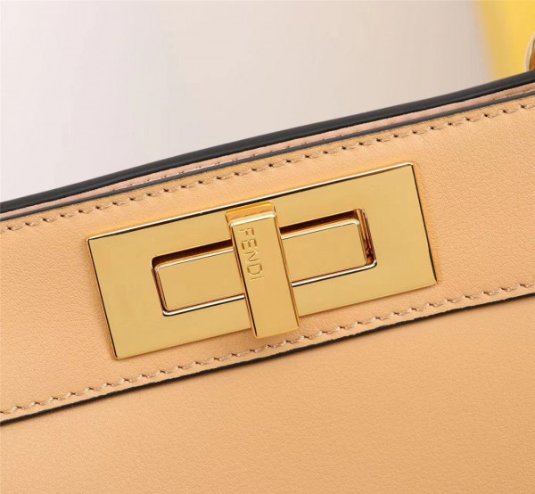 F**di peekaboo iseeu medium