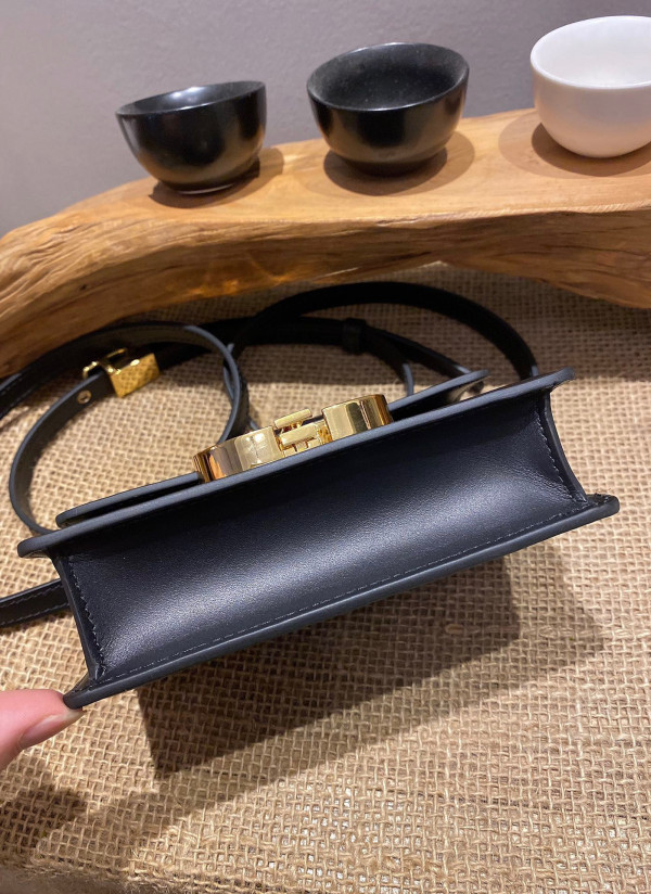 D*or 30 montaigne bag