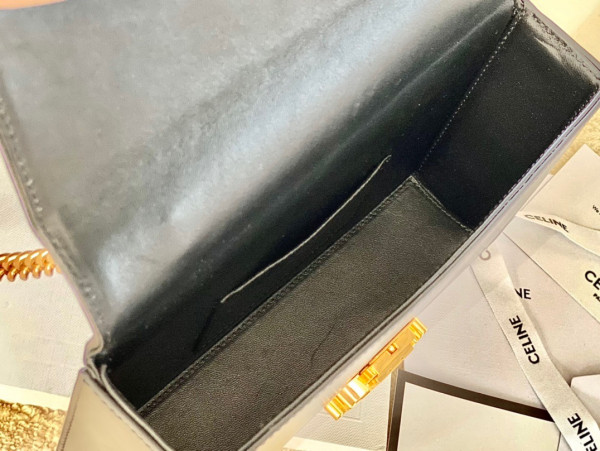 Ce**e chain box triomphe bag in shiny calfskin