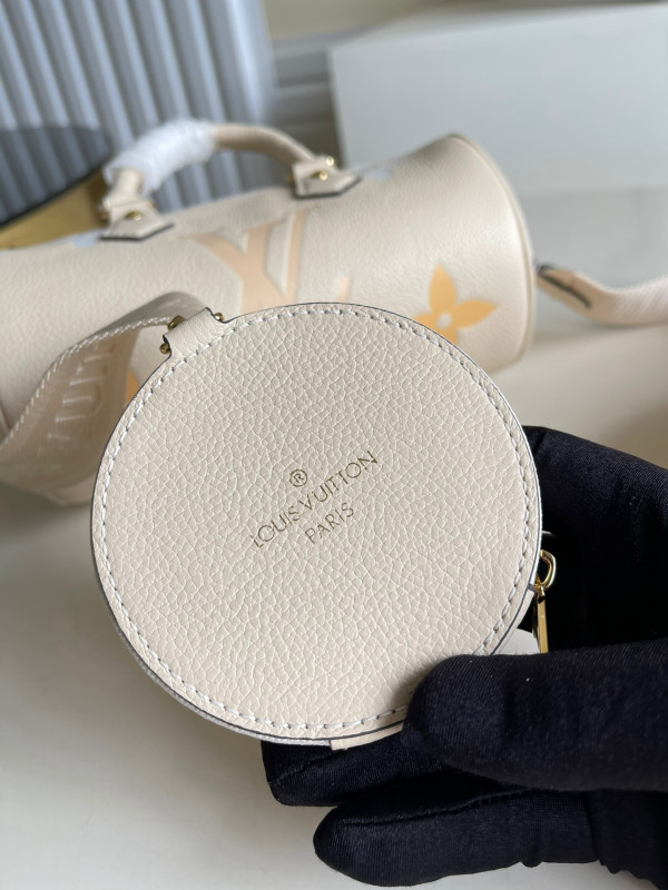 l**is V*t*n papillon bb