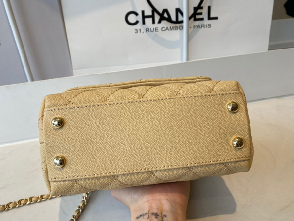 CL MINI FLAP BAG WITH TOP HANDLE