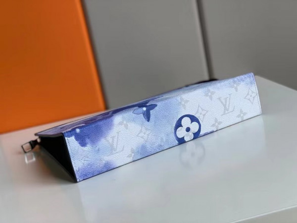 l**is V*t*n pochette voyage mm