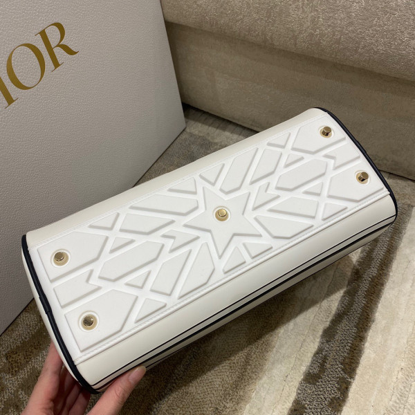 D*or medium vibe zip bowling bag