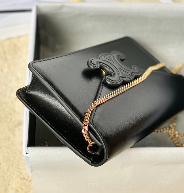 Ce**e wallet on chain cuir triomphe