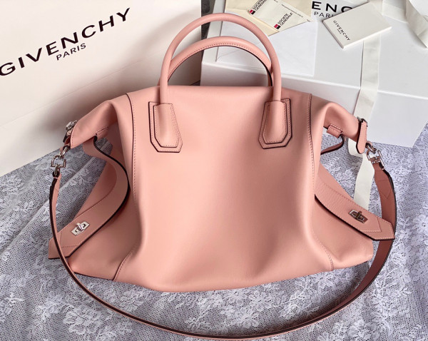 GIVENCHY ANTIGONA SOFT