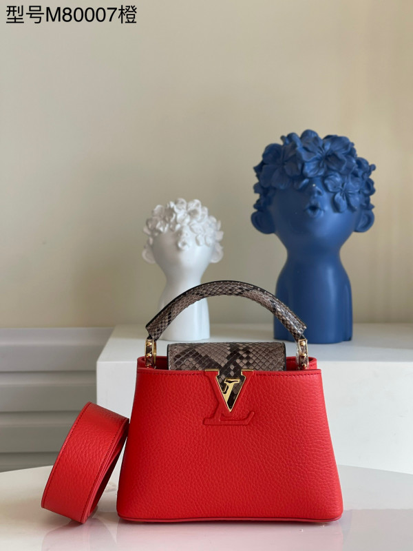 l**is V*t*n capucines mini