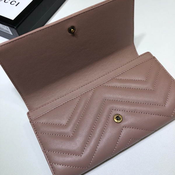 G*u*i gg marmont wallet