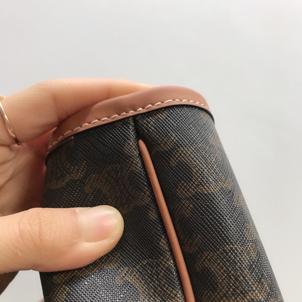 Ce**e medium cabas in triomphe canvas-32-18-31cm