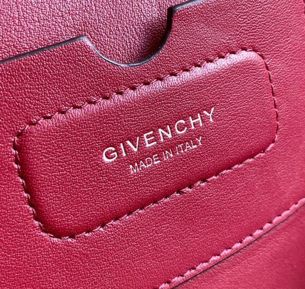 GIVENCHY ANTIGONA SOFT