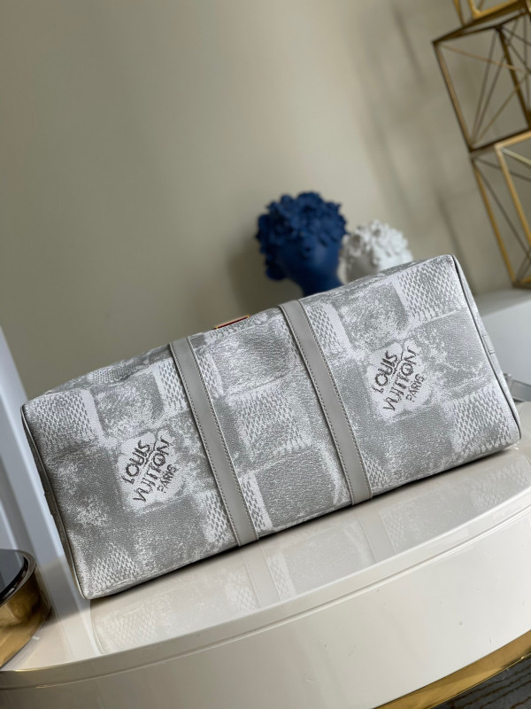 l**is V*t*n keepall bandouliÈre 50