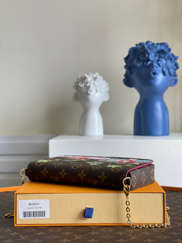 l**is V*t*n fÉlicie pochette