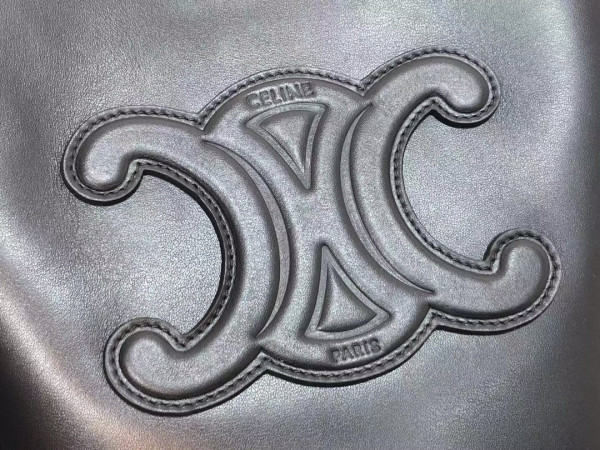 Ce**e small bucket cuir triomphe