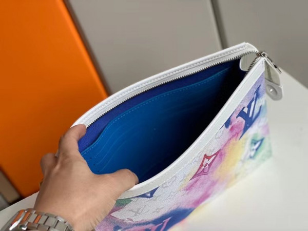 l**is V*t*n pochette voyage mm