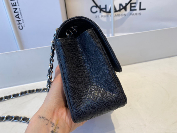 CL FLAP BAG 20CM
