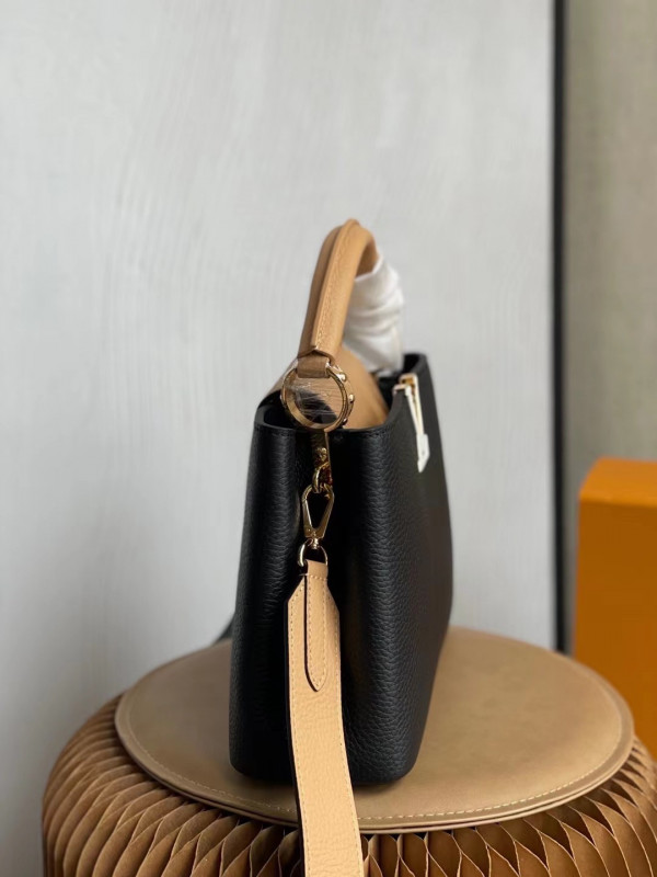 l**is V*t*n capucines bb