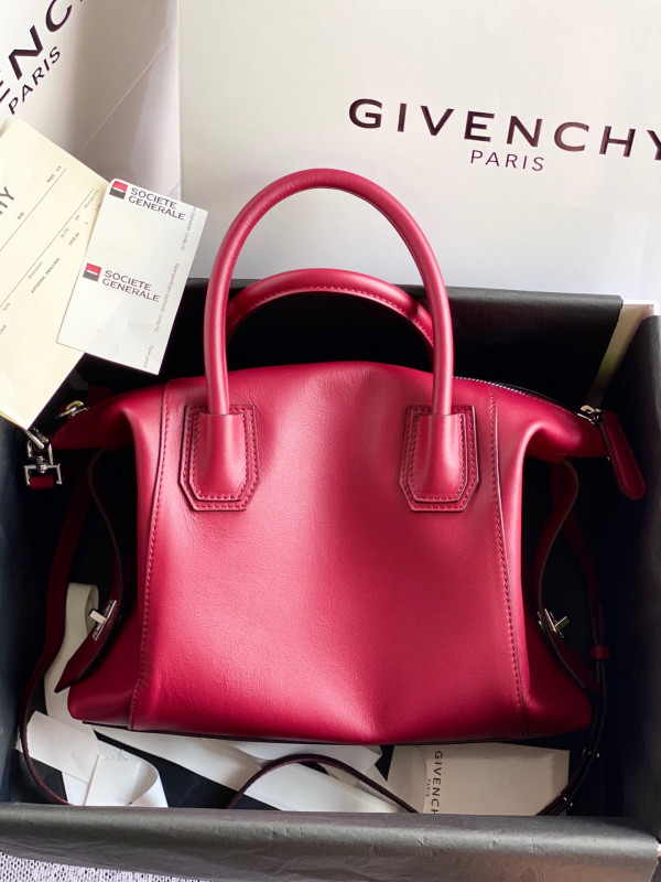 GIVENCHY ANTIGONA SOFT