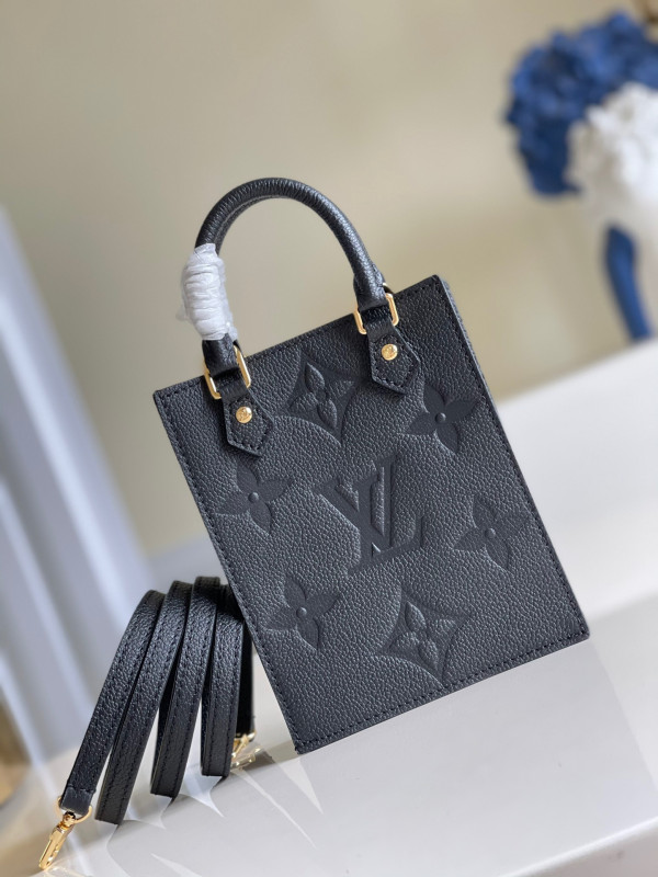 l**is V*t*n petit sac plat