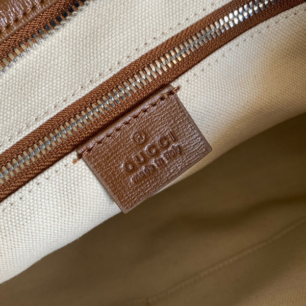 g*u*i x Ba*len*cia*ga classic city