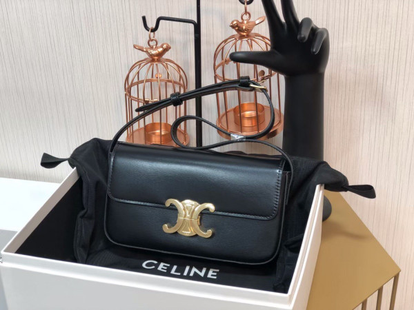 Ce**e triomphe shoulder bag